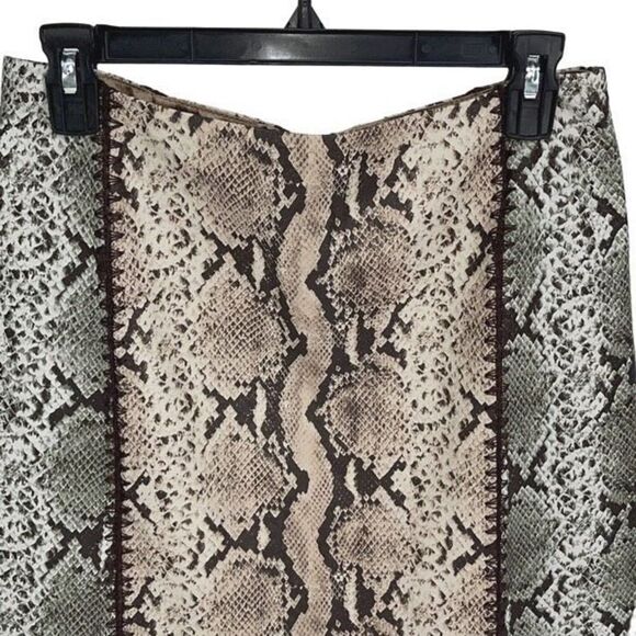 Etcetera Snake Print Mini Pencil Skirt Faux Leather Lined‎ Size 4 Tan Sage Green - Picture 2 of 9